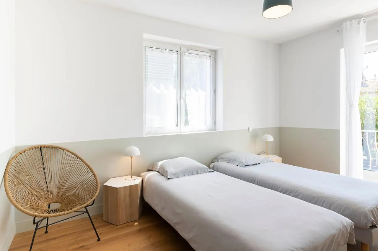 Villa Acacias - Au Coeur De سان تروبيه 0*, سان تروبيه